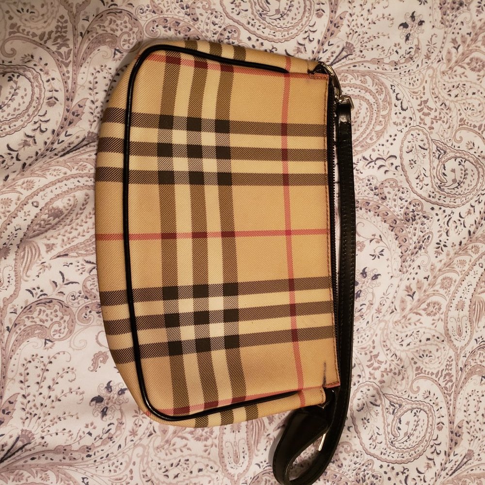 Burberry small purse